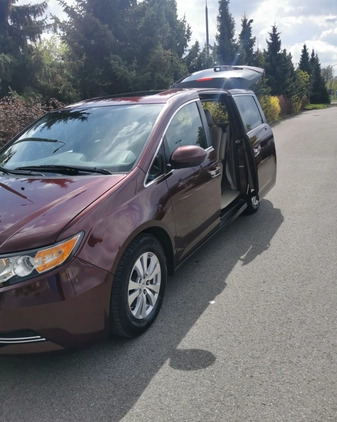 Honda Odyssey cena 81900 przebieg: 114000, rok produkcji 2015 z Radom małe 172